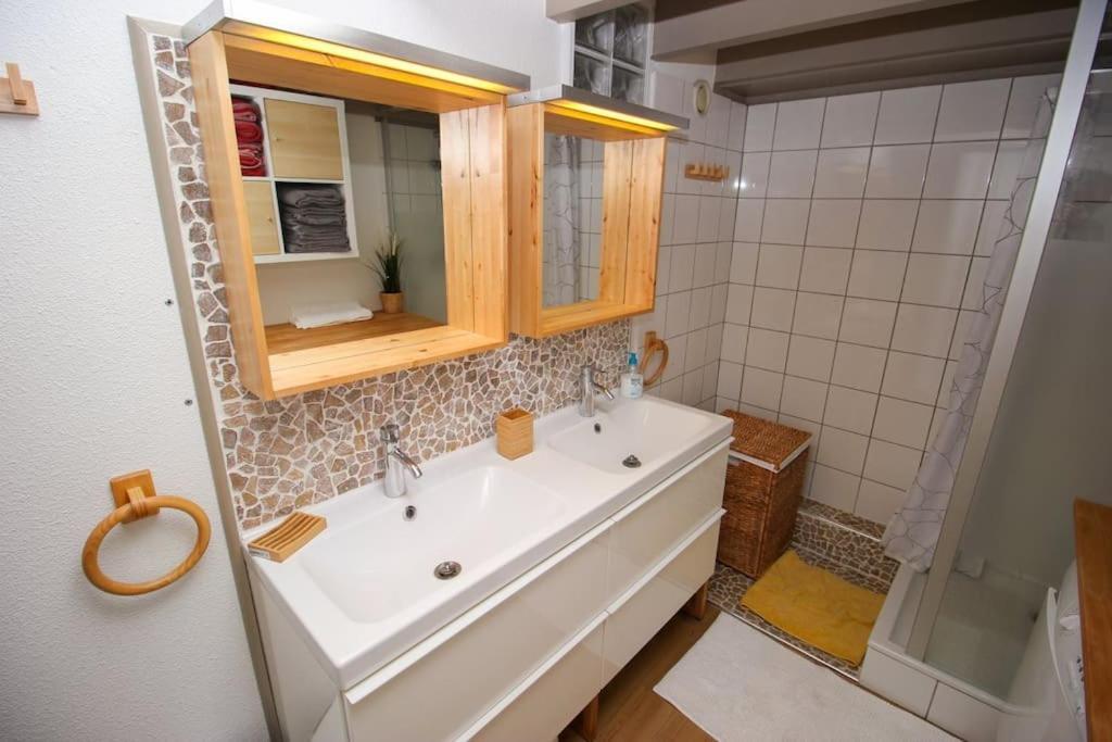 Ferienwohnung T3 Cosy , Coeur Historique De La Rochelle La Rochelle  Exterior foto